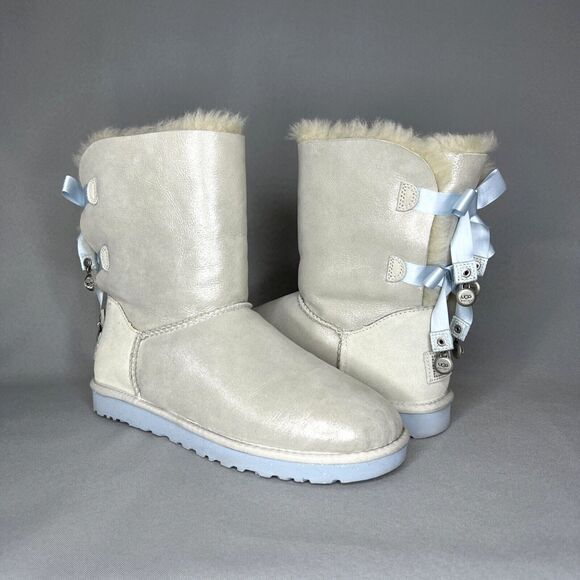 Women's 9 UGG Boots Bailey Bow I DO Crystal Shimmer White Silver Baby Blue RARE - Picture 12 of 16